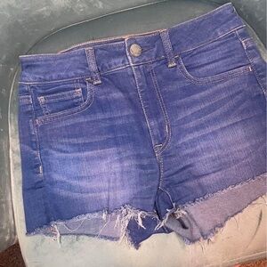 American eagle hi-rise shortie medium wash size 4